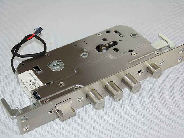 港北24小时上门开锁公司